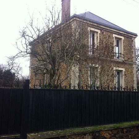 Maison En Pierre De Taille Le Raincy Exteriör bild